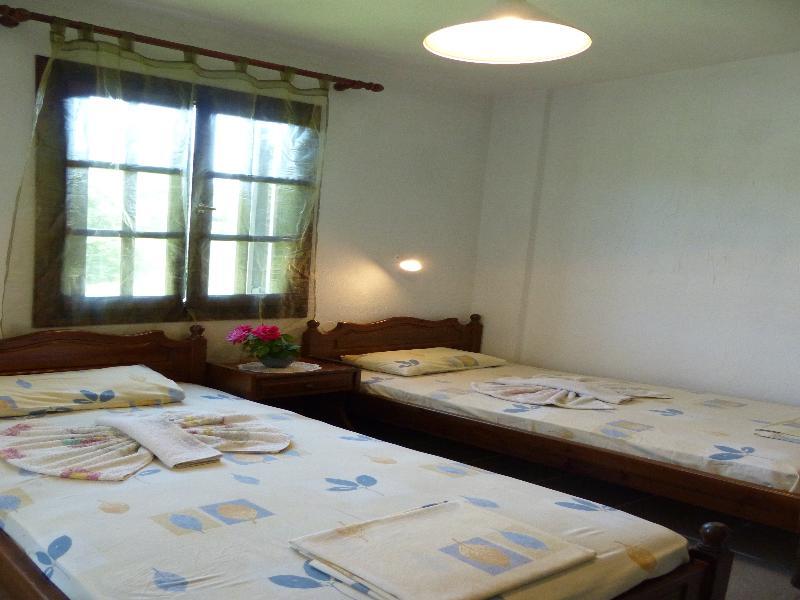 Katerina Apartments ترولو المظهر الخارجي الصورة