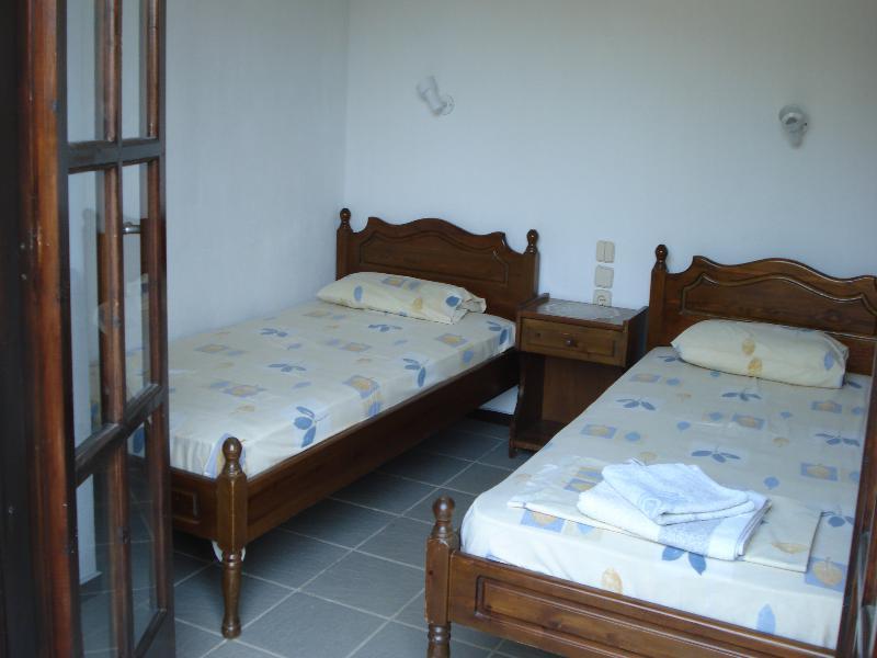 Katerina Apartments ترولو المظهر الخارجي الصورة